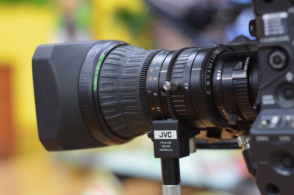 Telecamera USB3 Vision in un ambiente industriale, utilizzata per applicazioni di visione e automazione.